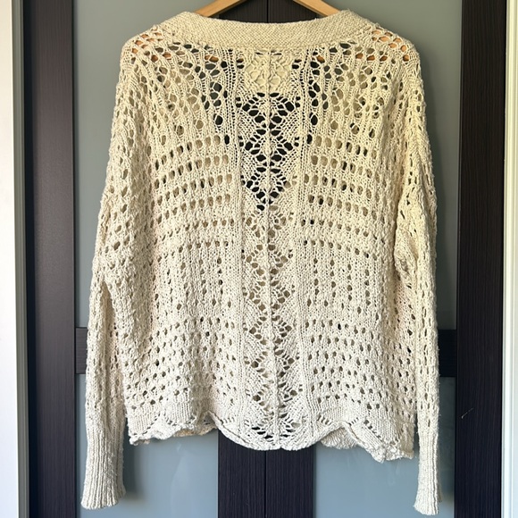 Flarlow brand medium size cardigan in cream with pockets and 3 buttons - Picture 4 of 4